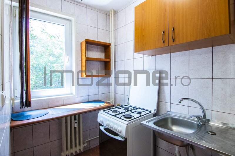 Drumul Taberei - Favorit, garsoniera, 3/10, mutare imediata, mobilata